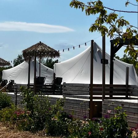 Vaettervy Glamping Hotell Habo Eksteriør bilde