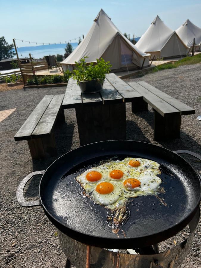 Vaettervy Glamping Hotell Habo Eksteriør bilde